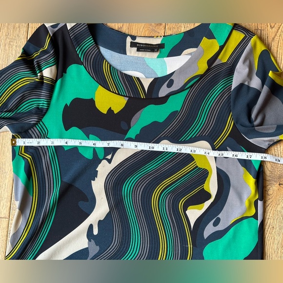 BCBGMAXAZRIA Abstract Print Dress size Medium - Picture 9 of 11